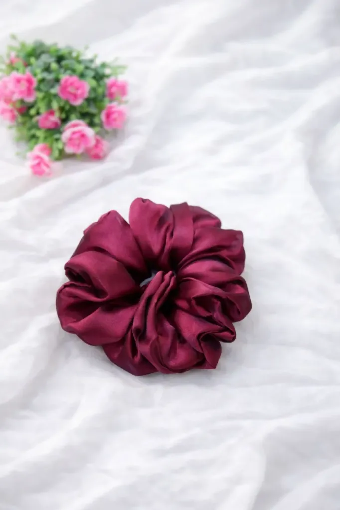 [Satin-003] Maroon satin L scrunchy