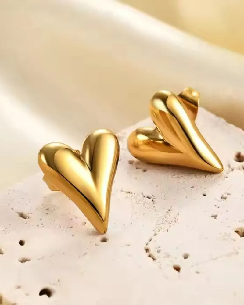 Lil Heart Glow studs