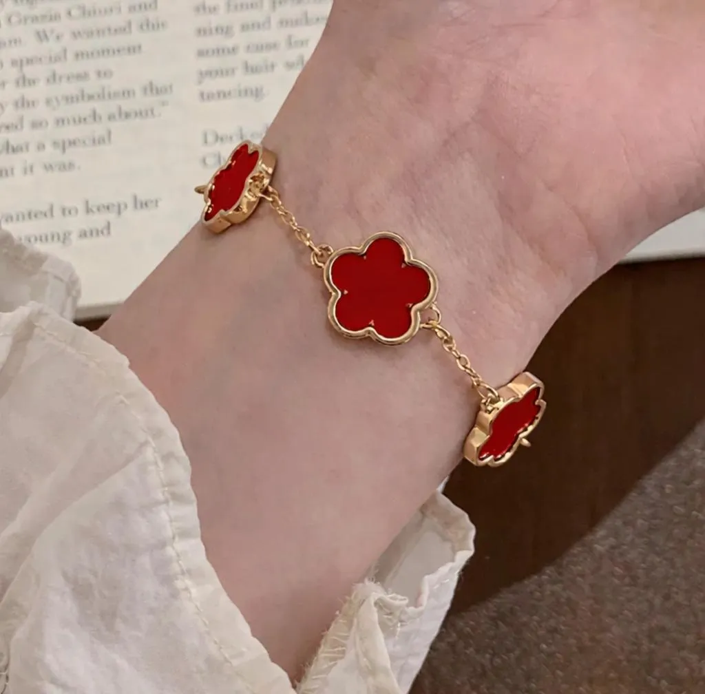 Red clover bracelet