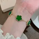 Green clover bracelet