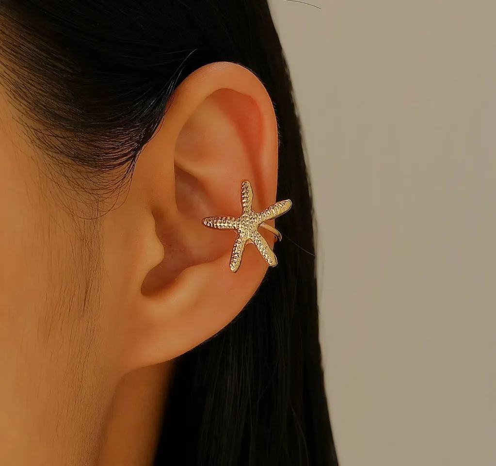 Star face earcuff