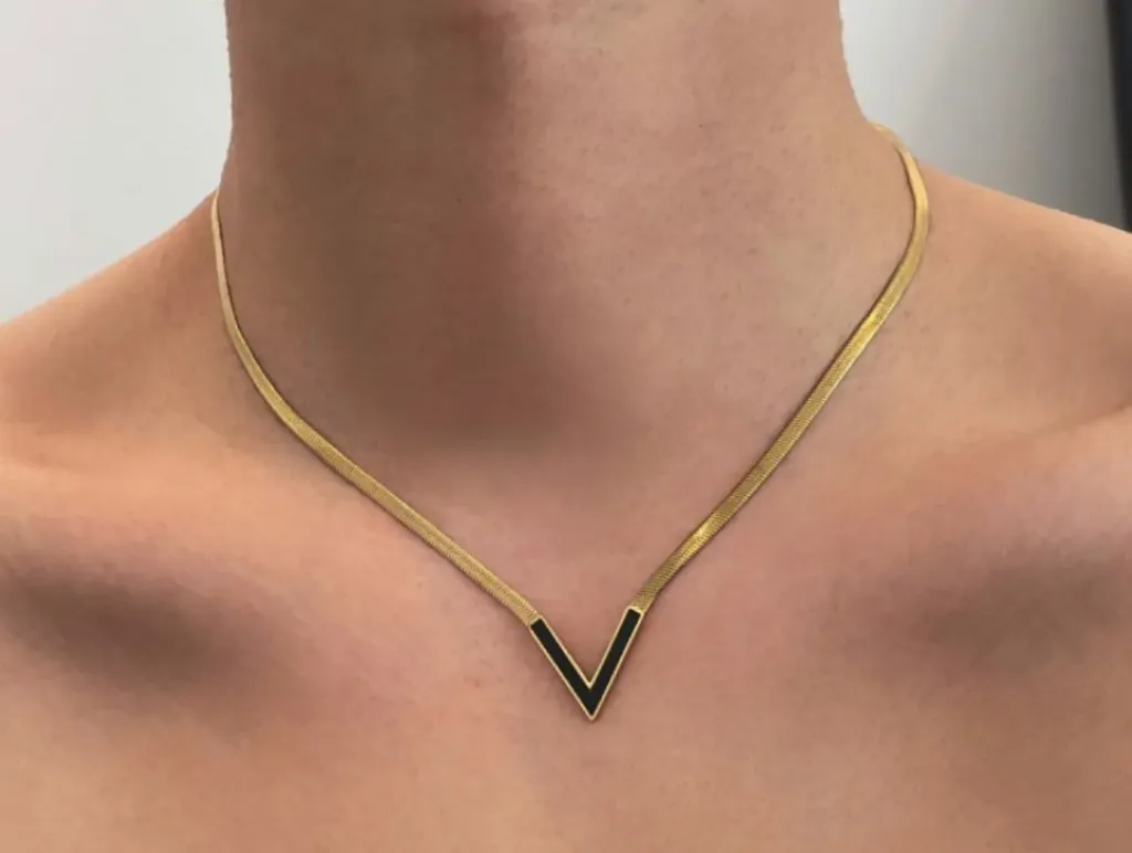 [Anti-006] V snake chain