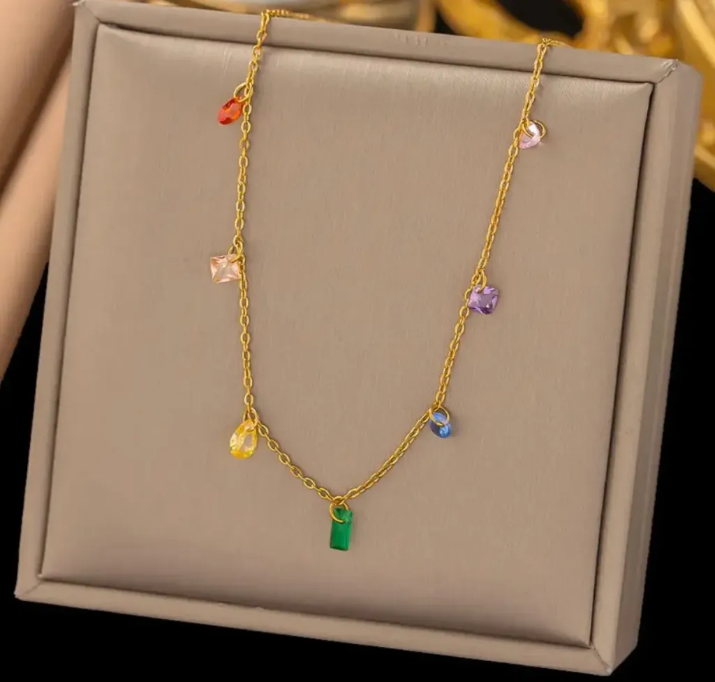 [Anti-008] Rainbow coloured cubic zirconia necklace