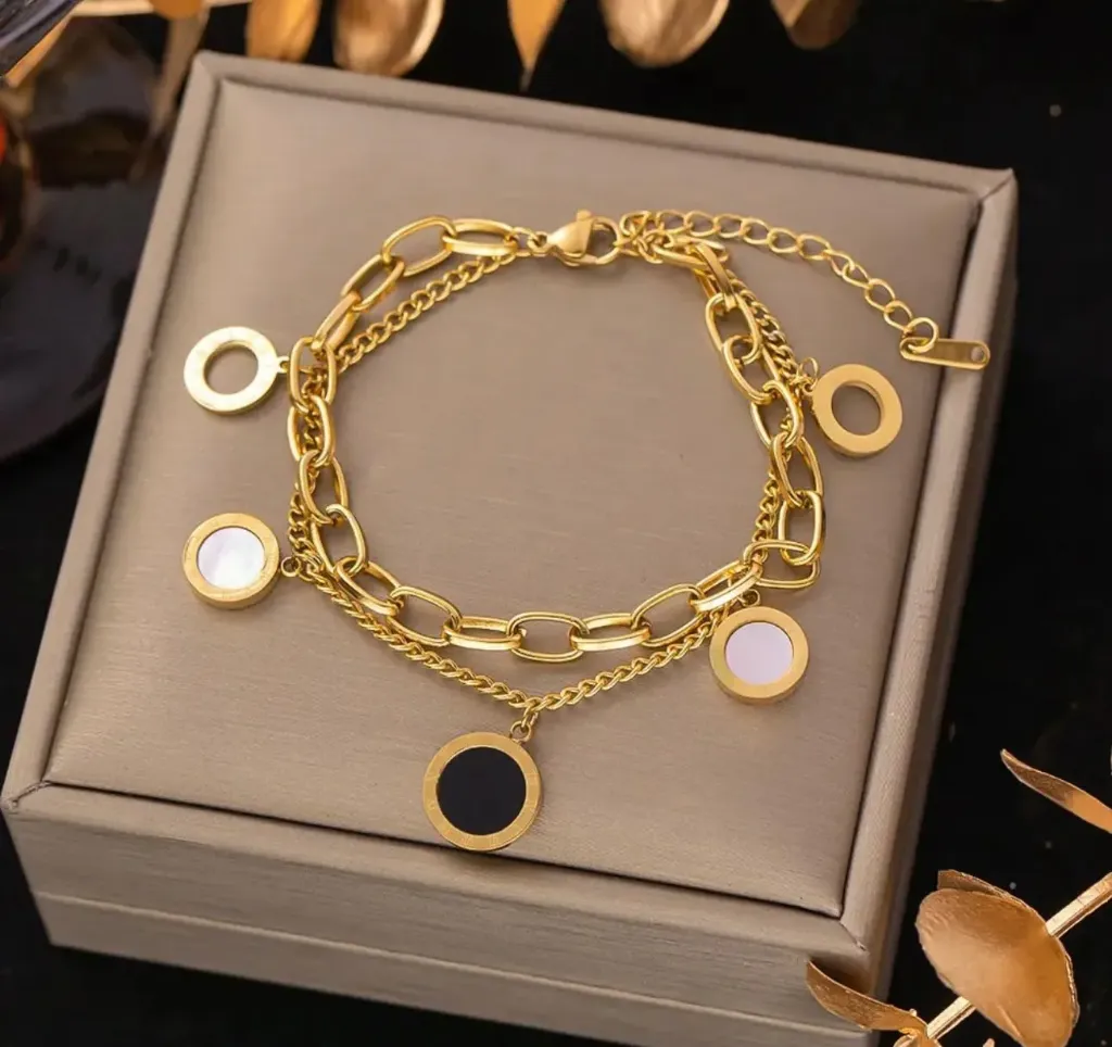 [Brac-007] Black and white roman numeral double layered bracelet